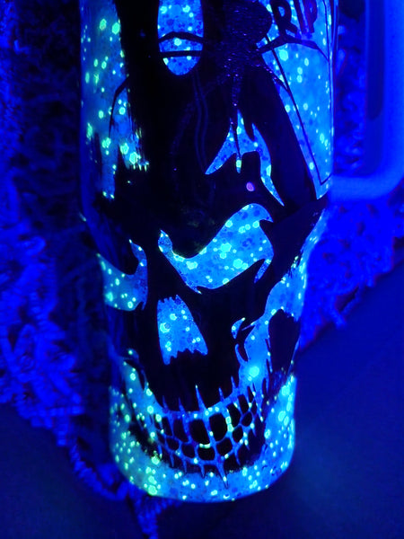 Spooky Skull Blood Drink Glow-in-the-dark Glitter Tumbler / Halloween
