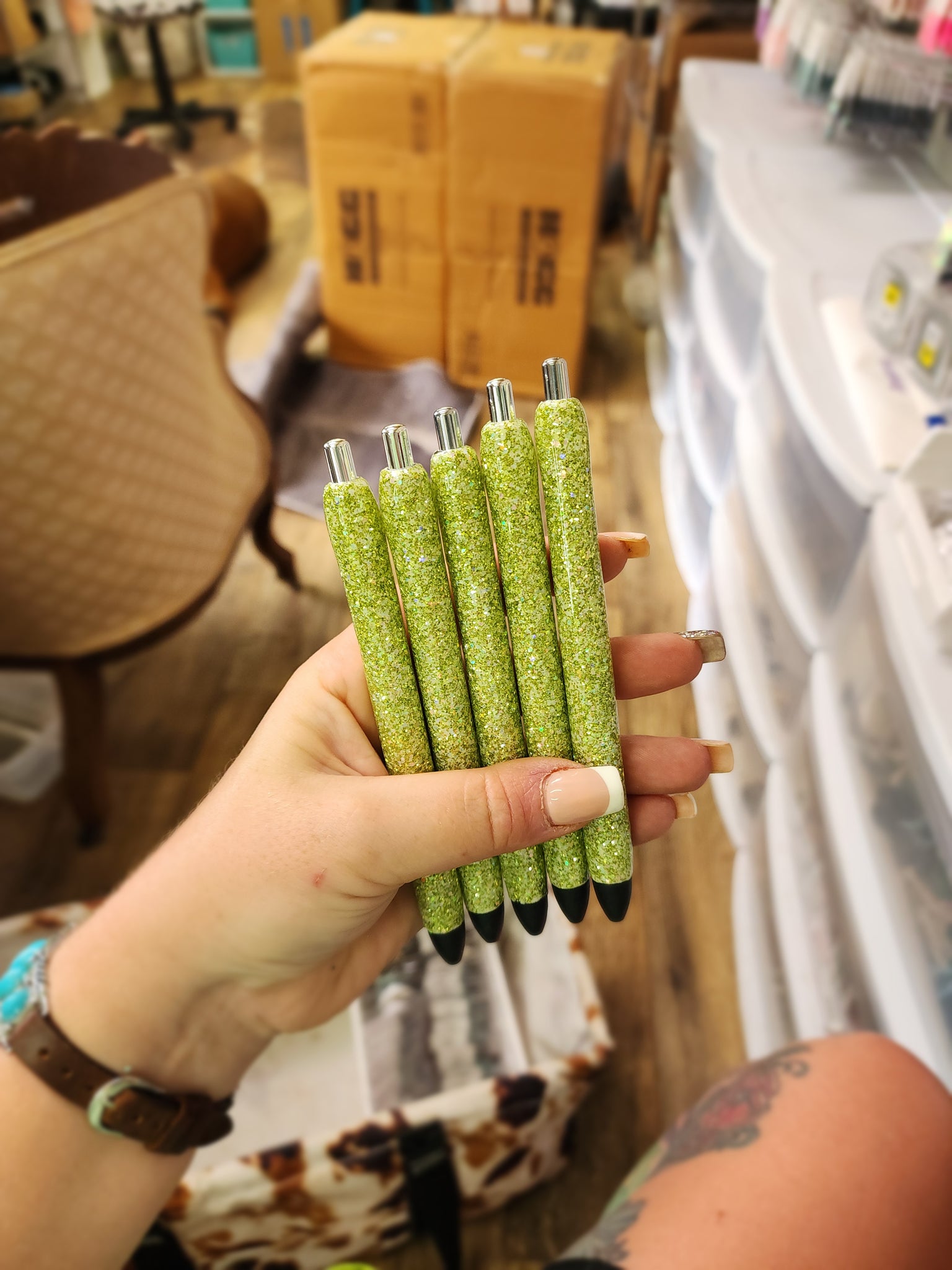Spring Green Glitter Ink Pen RTS