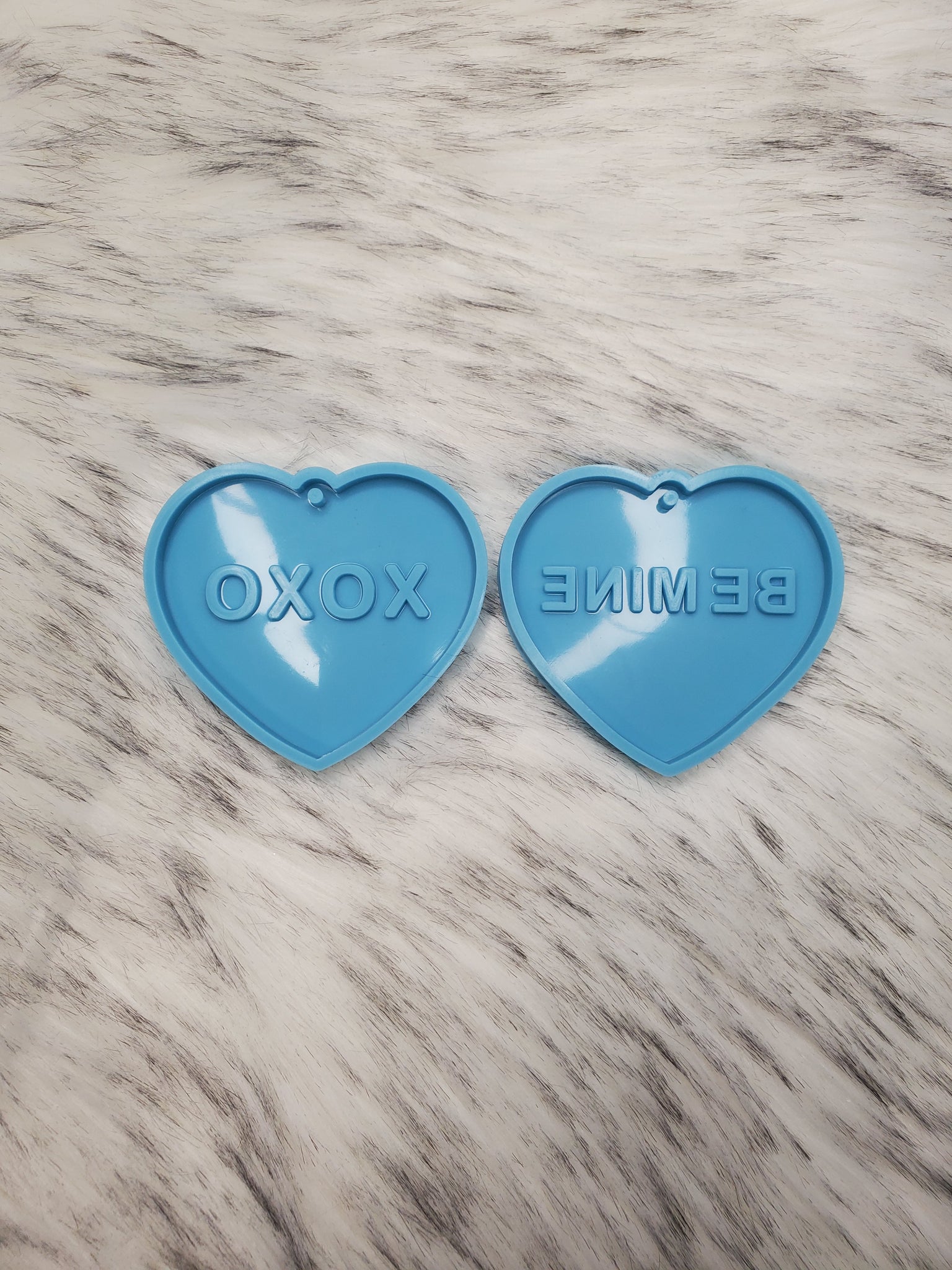 XOXO & BE MINE Heart Silicone Mold / Heart Silicone Mold / Valentines Day Mold / Heart Mold / Resin Silicone Mold / Key Chain Mold / Epoxy Mold